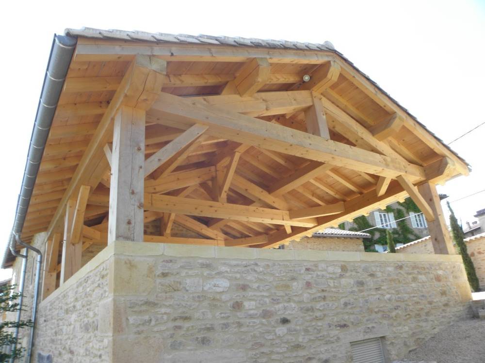 travaux-renovation-charpente-apt-thaudiere