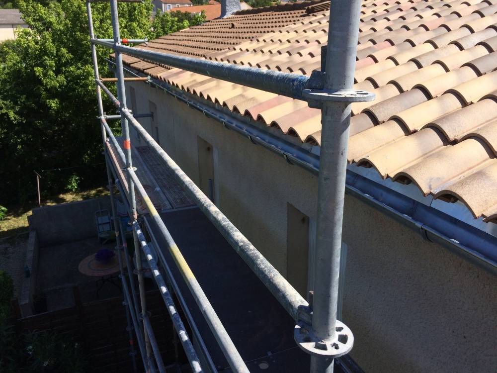 construction-charpente-sur-mesure-thaudiere-apt